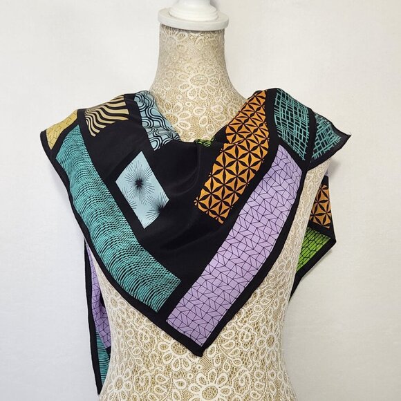 Vintage Escada Multi-Color Patchwork Quilt Black Background Silk Scarf Luxury - Picture 4 of 13